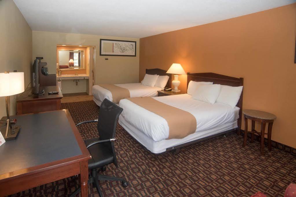 Colonnade Inn Lyndonville Kültér fotó